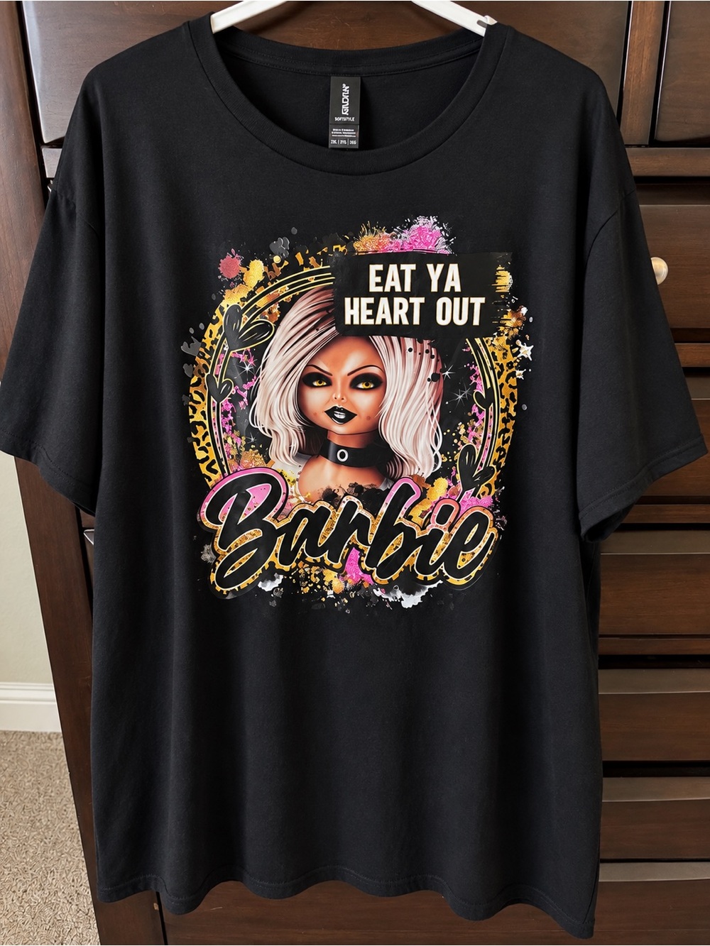 Chucky / Tiffany- Eat Ya Heart Out Barbie Graphic Horror Tee - Black Pink New